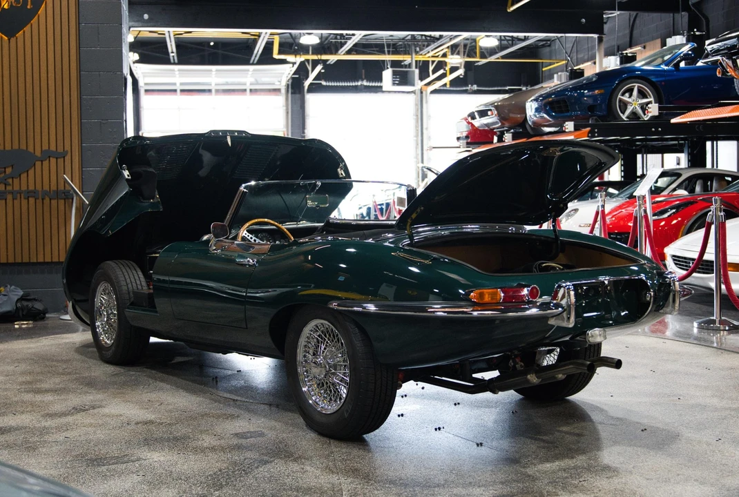 1965 Jaguar E-Type Series 1 - Image 25 of 31