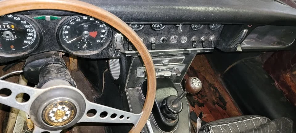 1965 Jaguar E-Type Series 1 - Image 10 of 10