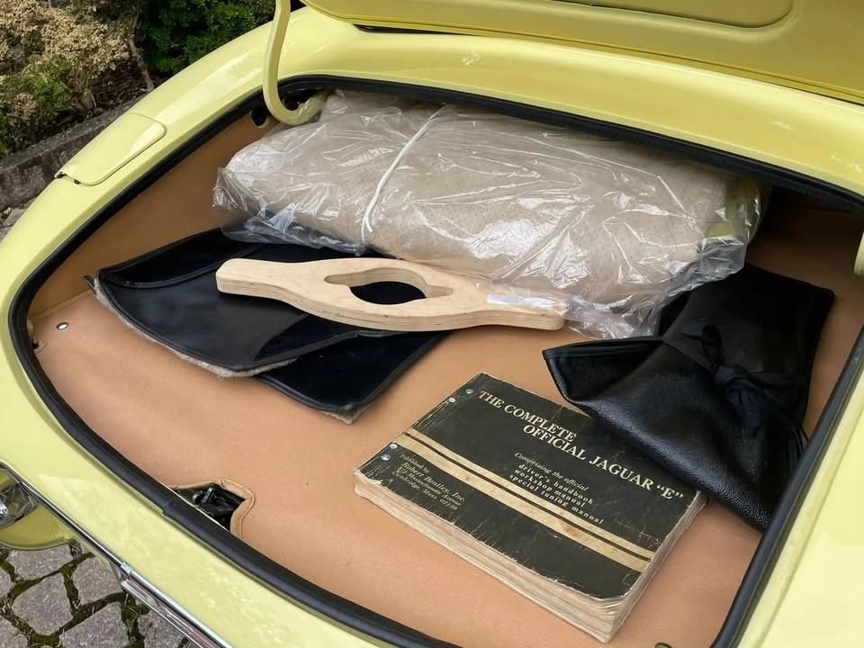 1965 Jaguar E-Type Series 1 - Image 6 of 7