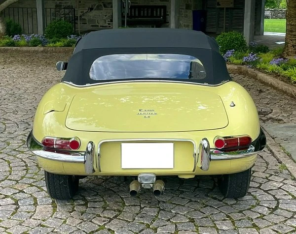 1965 Jaguar E-Type Series 1 - Image 2 of 3