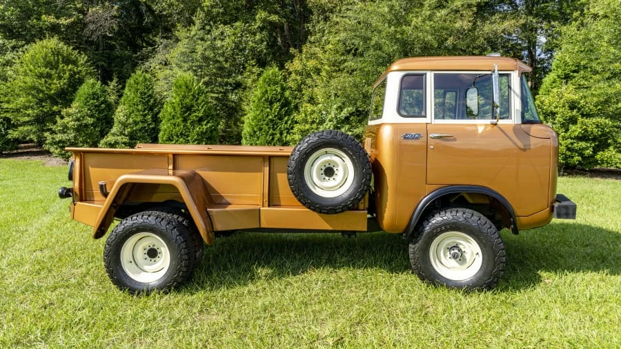 1965 Jeep Forward Control - Image 9 of 18