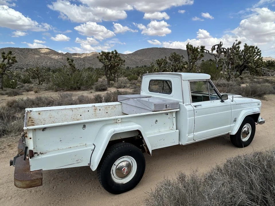 1965 Jeep SJ Gladiator - Image 9 of 31