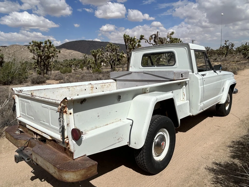 1965 Jeep SJ Gladiator - Image 11 of 31