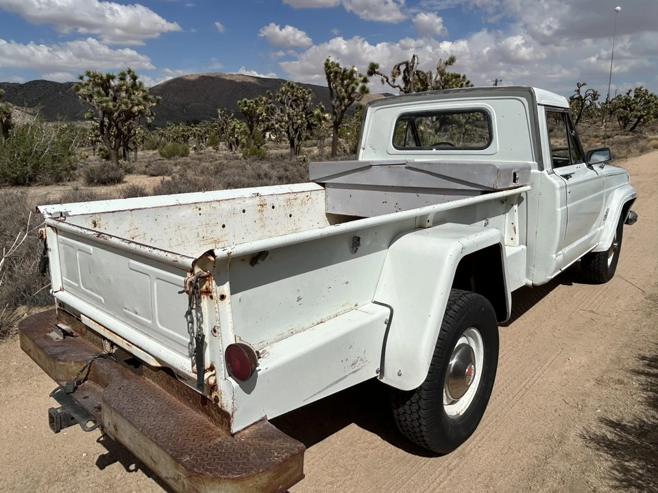 1965 Jeep SJ Gladiator - Image 13 of 31