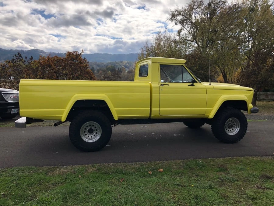 1965 Jeep SJ Gladiator - Image 11 of 12