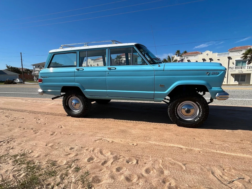 1965 Jeep SJ Wagoneer - Image 13 of 31