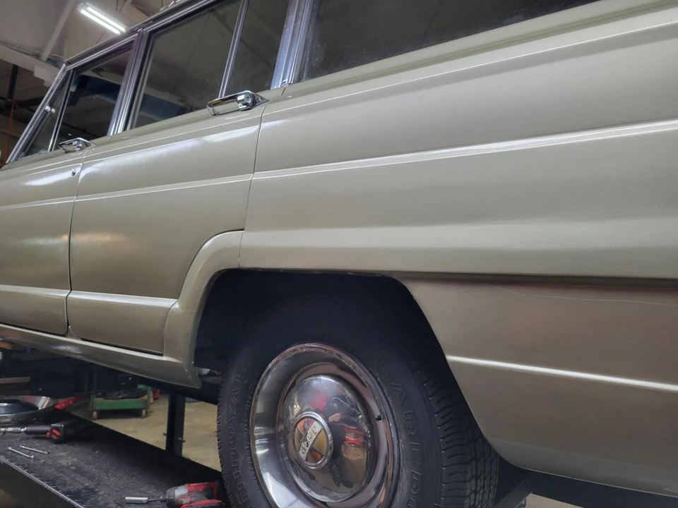 1965 Jeep SJ Wagoneer - Image 18 of 31