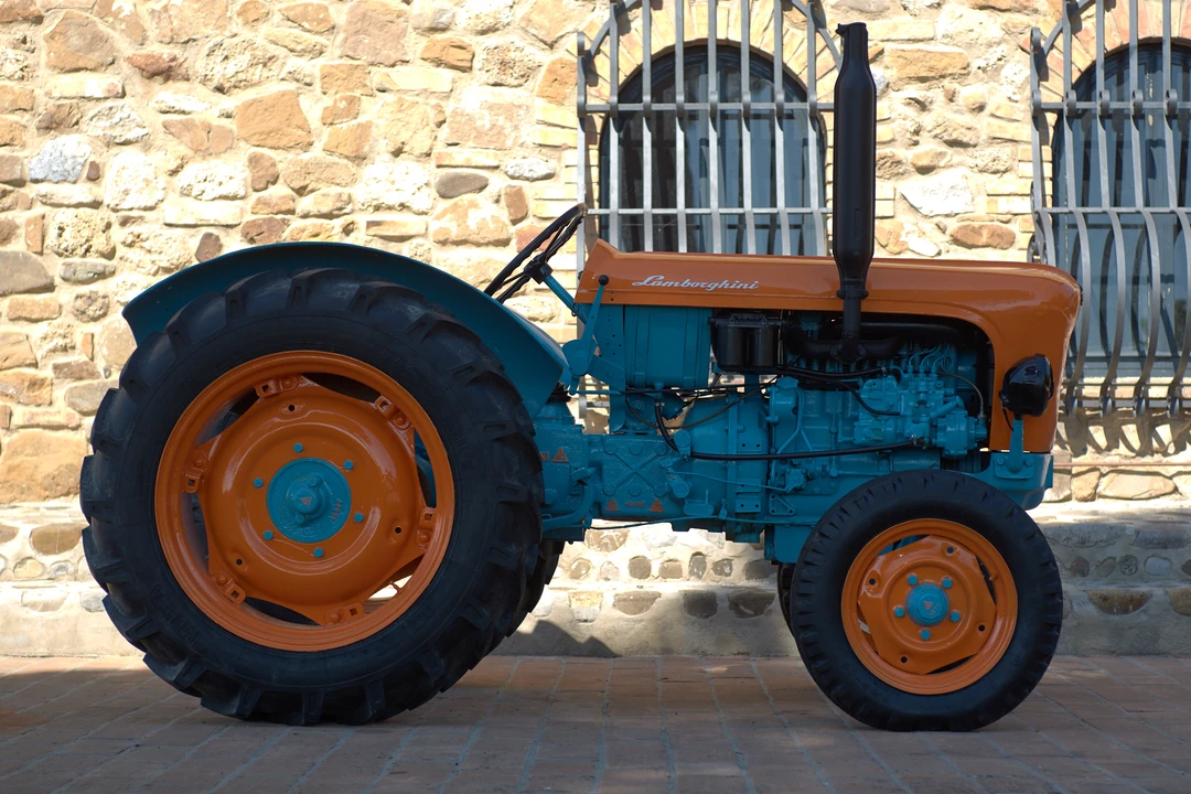1965 Lamborghini Tractors - Image 7 of 31