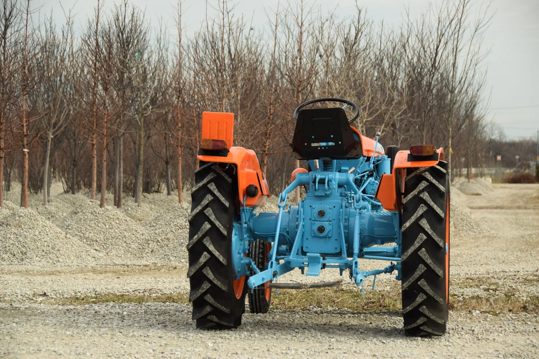 1965 Lamborghini Tractors - Image 19 of 21