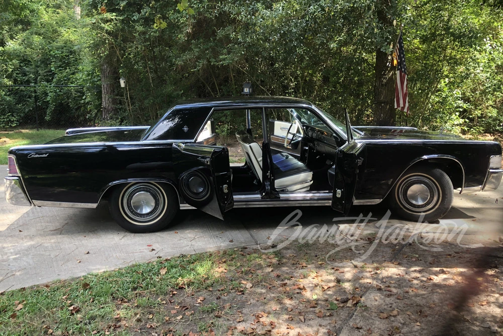 1965 Lincoln Continental 4th Gen - Image 9 of 29
