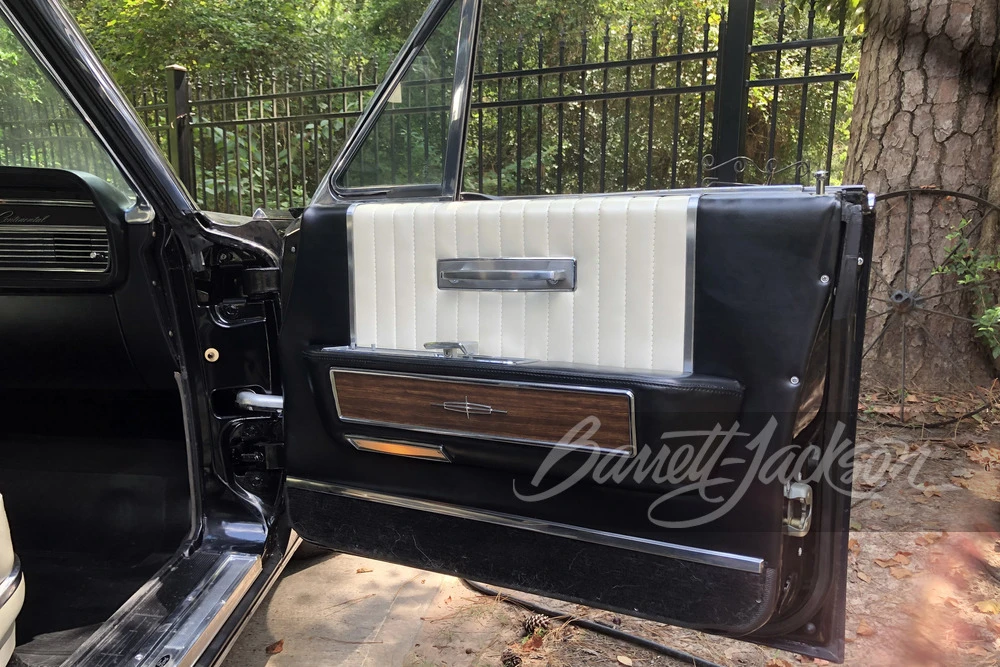1965 Lincoln Continental 4th Gen - Image 25 of 29