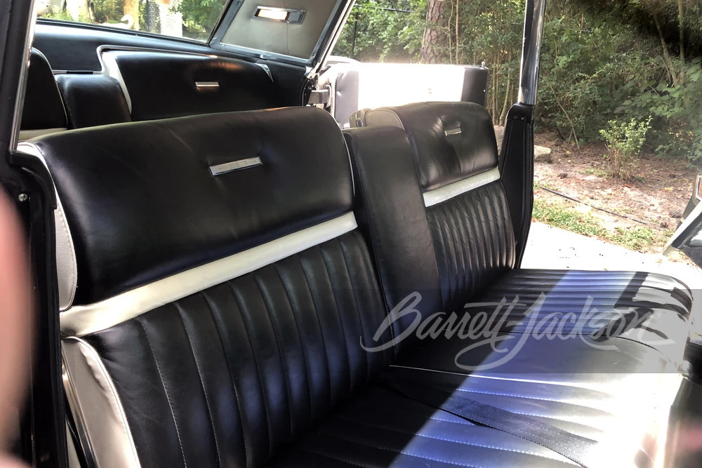 1965 Lincoln Continental 4th Gen - Image 28 of 29