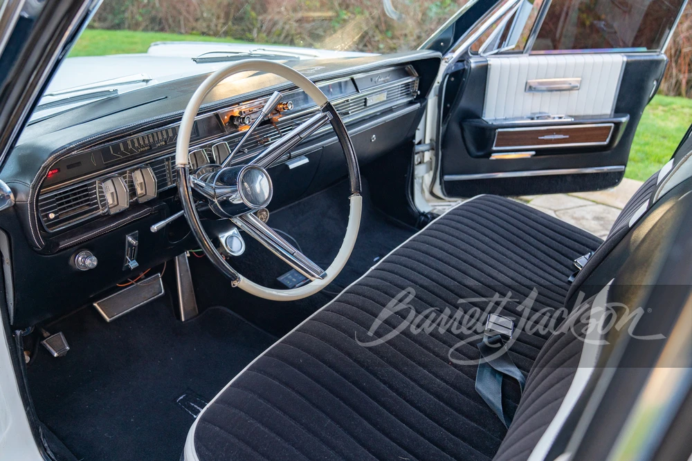 1965 Lincoln Continental 4th Gen - Image 4 of 31