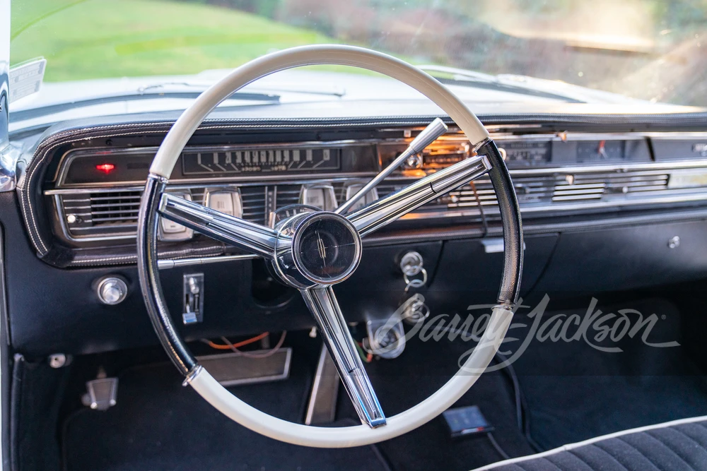 1965 Lincoln Continental 4th Gen - Image 10 of 31