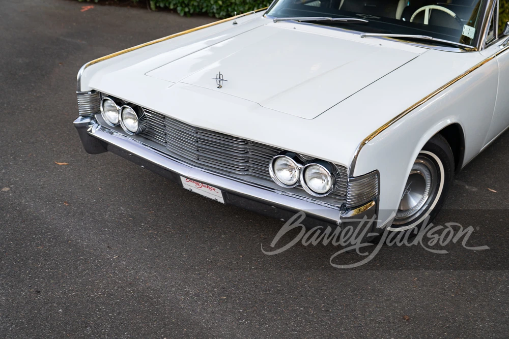 1965 Lincoln Continental 4th Gen - Image 17 of 31