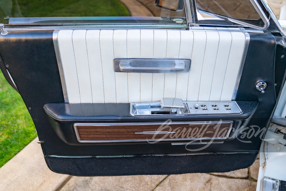 1965 Lincoln Continental 4th Gen - Image 22 of 31