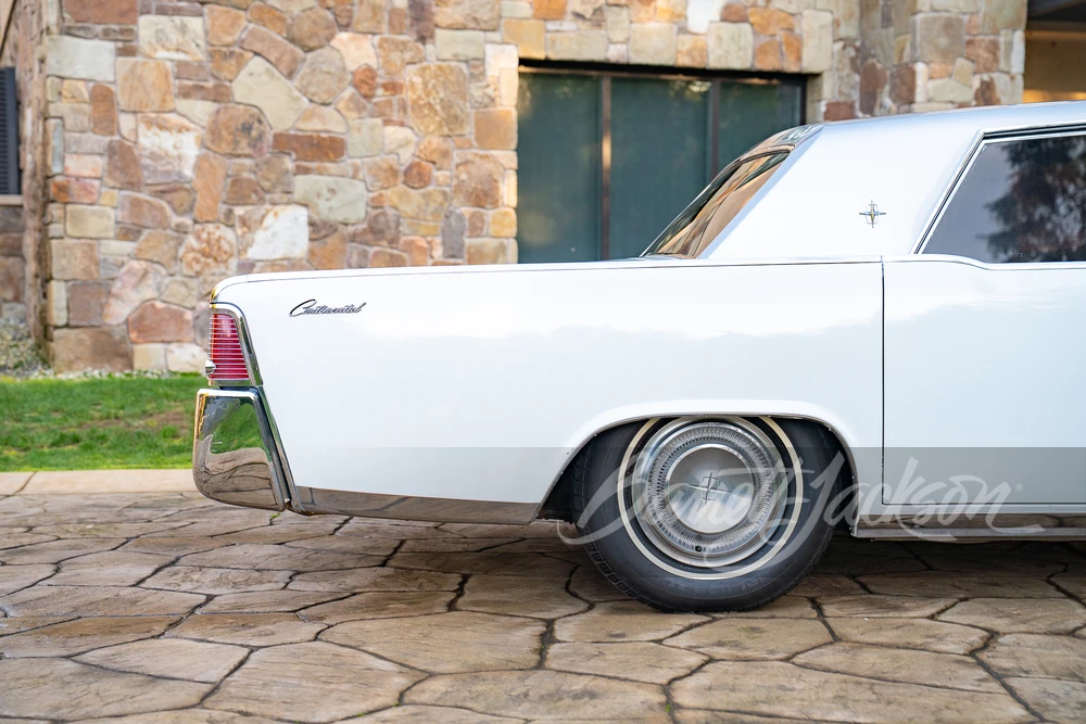 1965 Lincoln Continental 4th Gen - Image 24 of 31