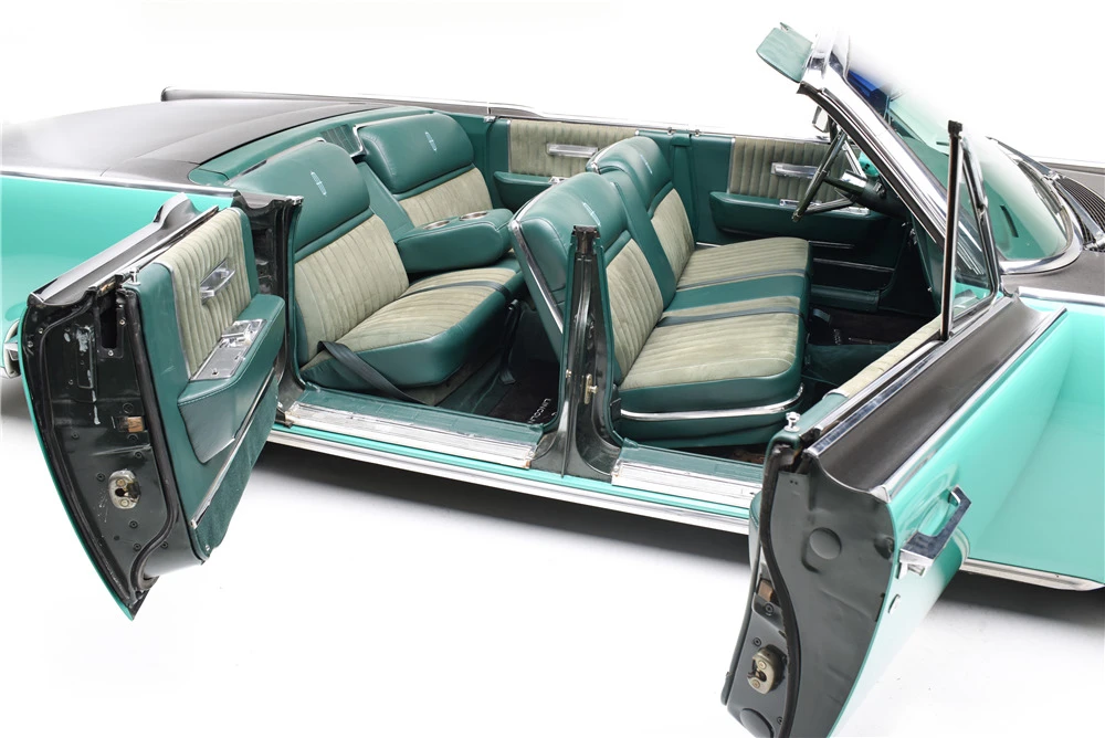 1965 Lincoln Continental 4th Gen - Image 10 of 13