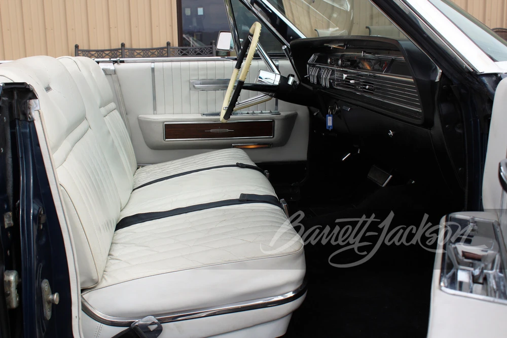 1965 Lincoln Continental 4th Gen - Image 11 of 30