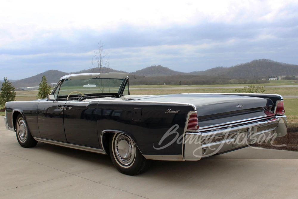 1965 Lincoln Continental 4th Gen - Image 16 of 30