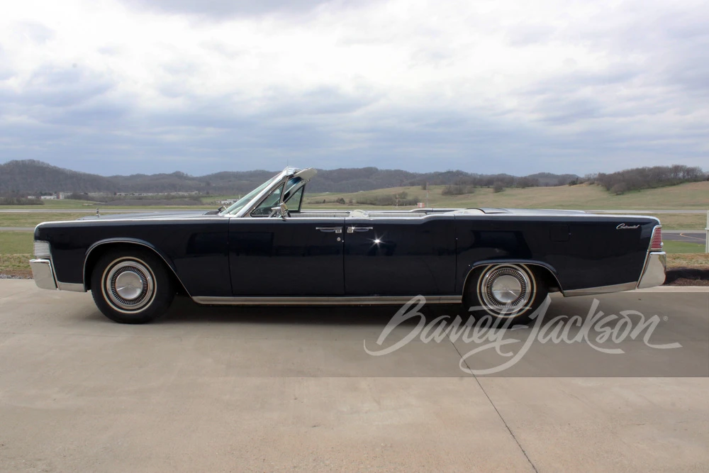 1965 Lincoln Continental 4th Gen - Image 17 of 30