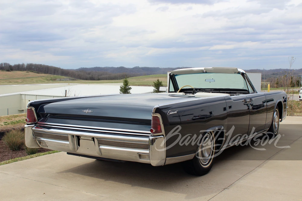 1965 Lincoln Continental 4th Gen - Image 29 of 30