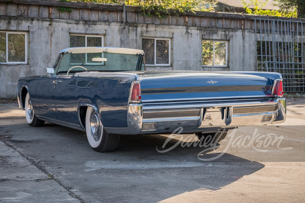 1965 Lincoln Continental 4th Gen - Image 23 of 31