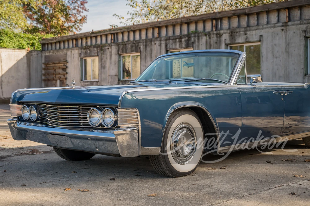 1965 Lincoln Continental 4th Gen - Image 25 of 31