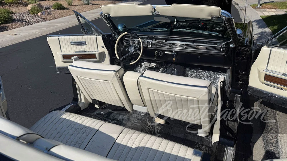 1965 Lincoln Continental 4th Gen - Image 6 of 14