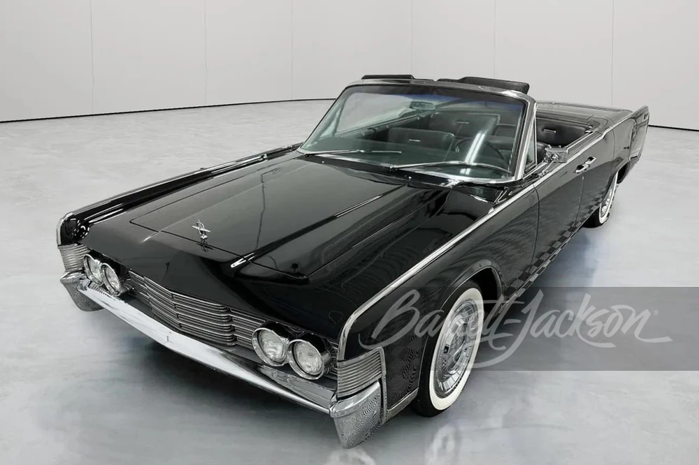 1965 Lincoln Continental 4th Gen - Image 11 of 27