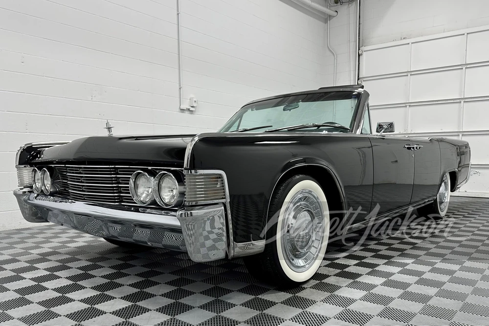 1965 Lincoln Continental 4th Gen - Image 14 of 27