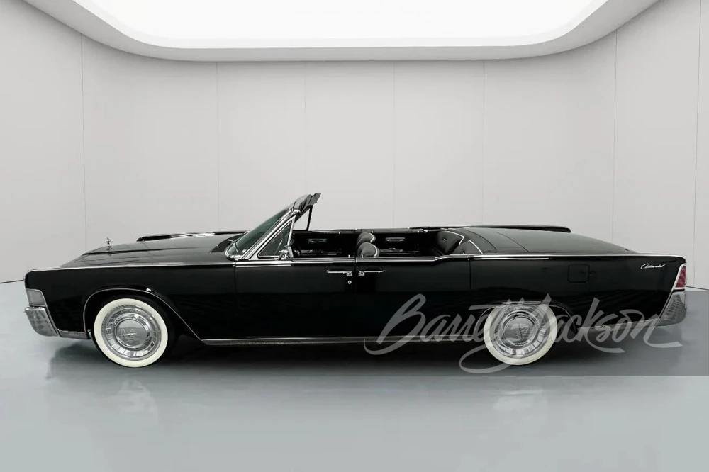 1965 Lincoln Continental 4th Gen - Image 17 of 27