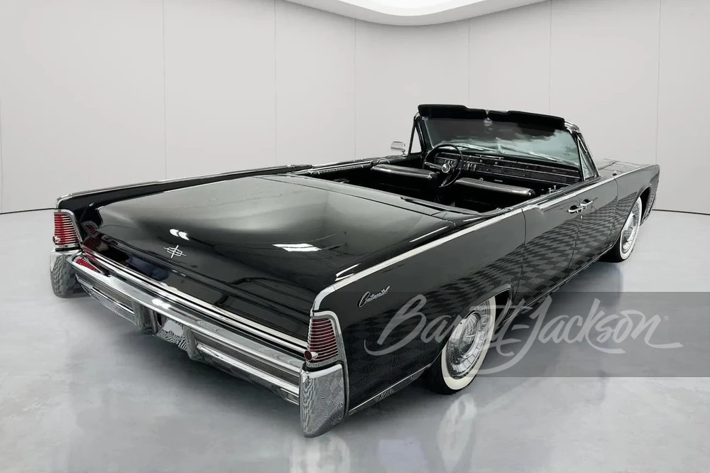 1965 Lincoln Continental 4th Gen - Image 23 of 27