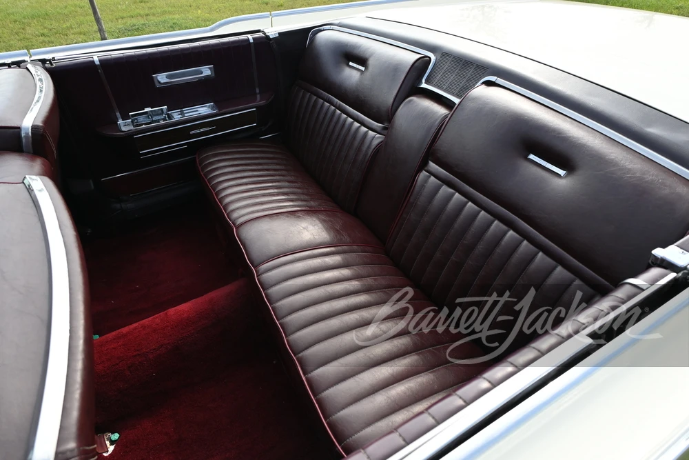 1965 Lincoln Continental 4th Gen - Image 14 of 31
