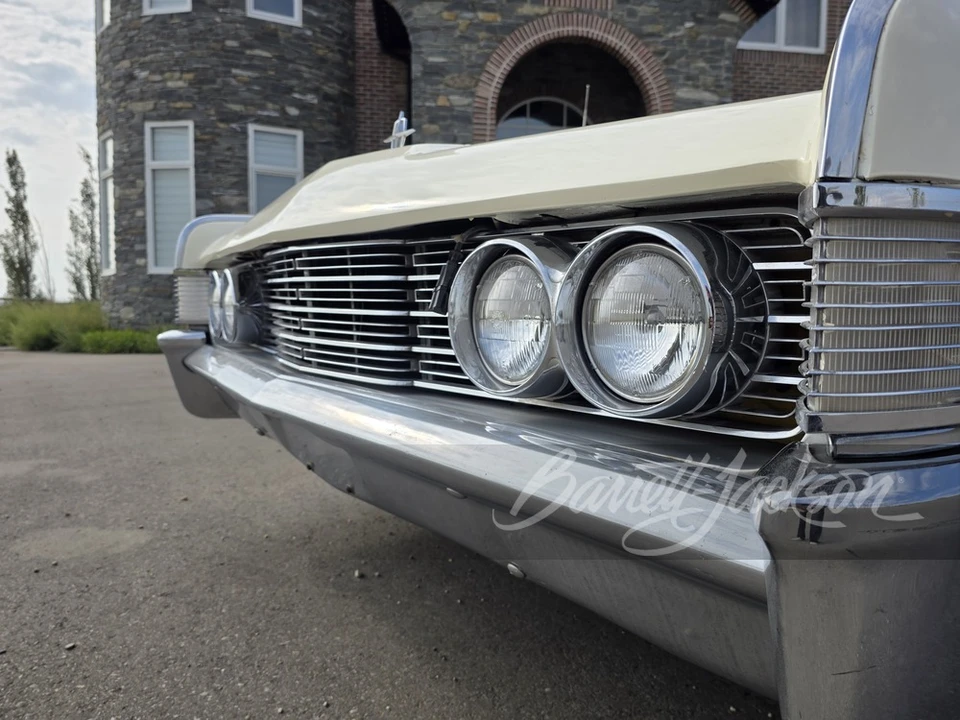 1965 Lincoln Continental 4th Gen - Image 26 of 31