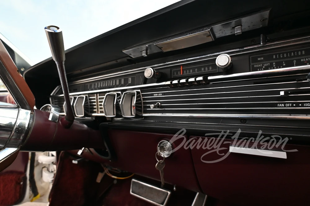 1965 Lincoln Continental 4th Gen - Image 28 of 31