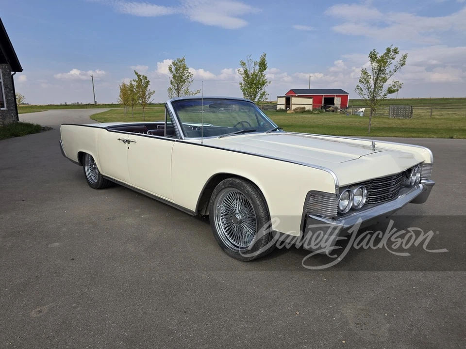 1965 Lincoln Continental 4th Gen - Image 29 of 31