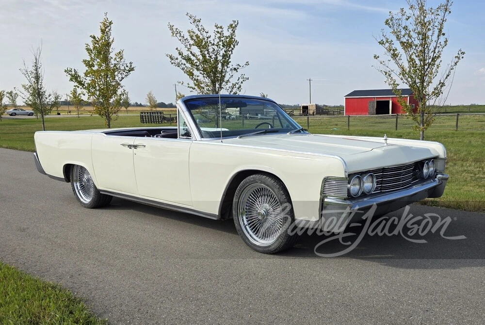 1965 Lincoln Continental 4th Gen - Image 30 of 31