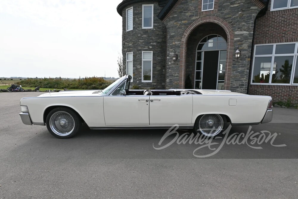 1965 Lincoln Continental 4th Gen - Image 5 of 31