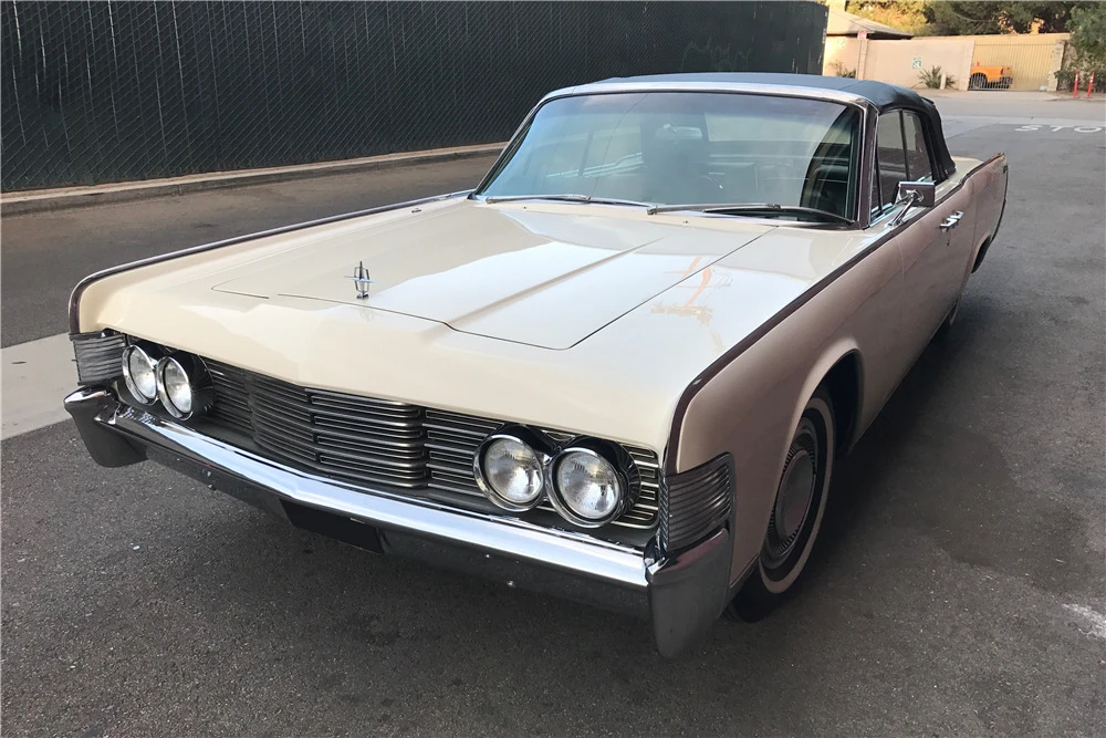 1965 Lincoln Continental 4th Gen - Image 2 of 4