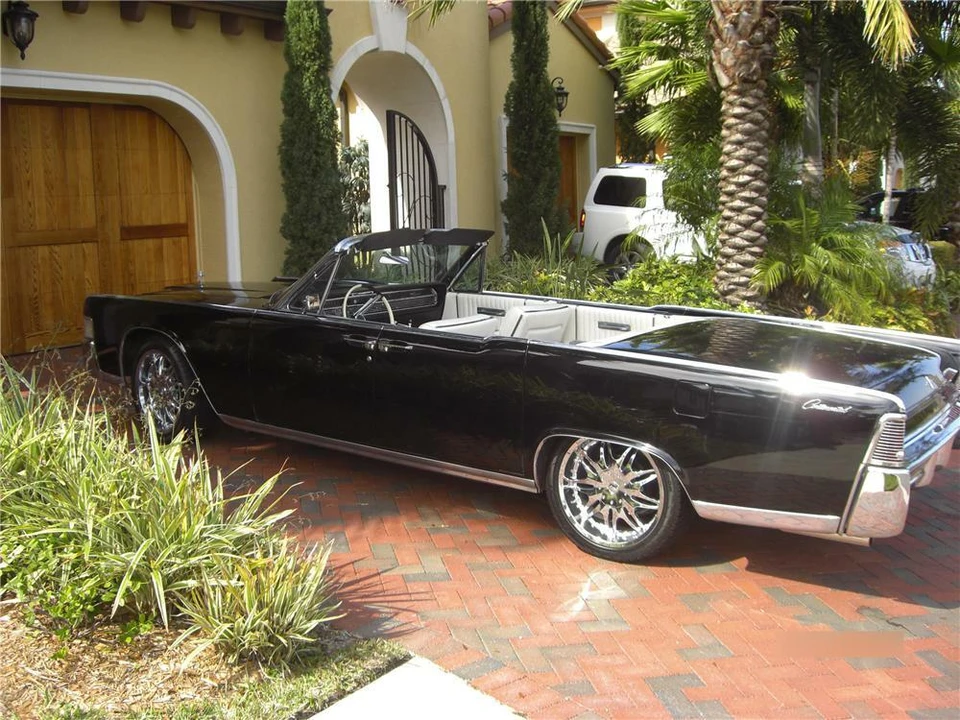 1965 Lincoln Continental 4th Gen - Image 2 of 3