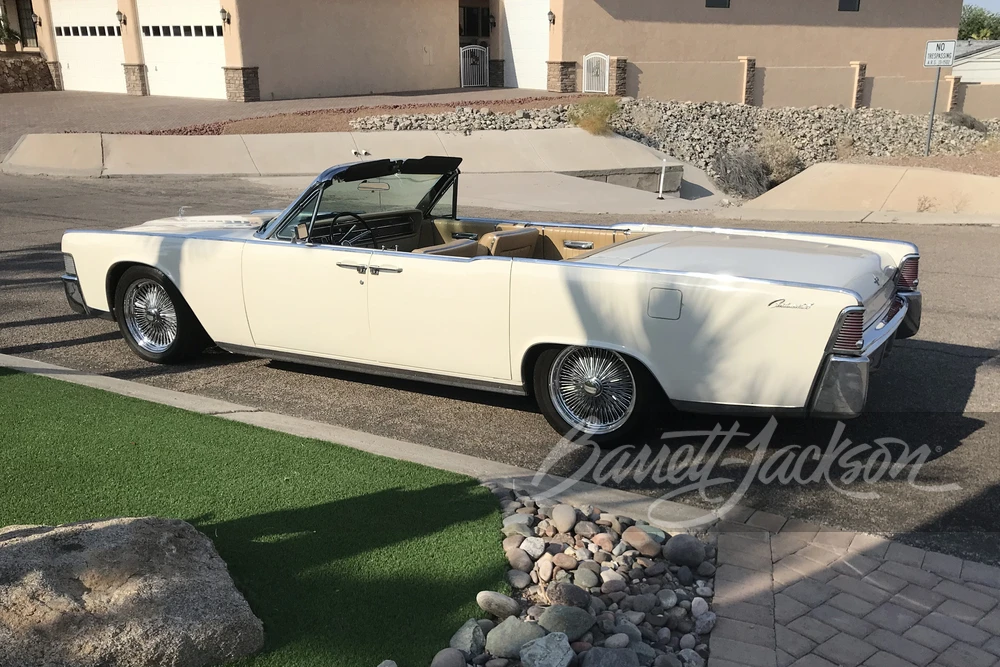1965 Lincoln Continental 4th Gen - Image 16 of 17