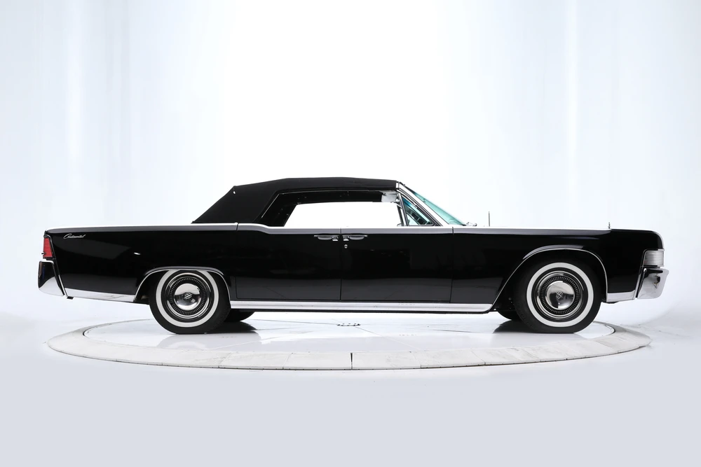 1965 Lincoln Continental 4th Gen - Image 10 of 16