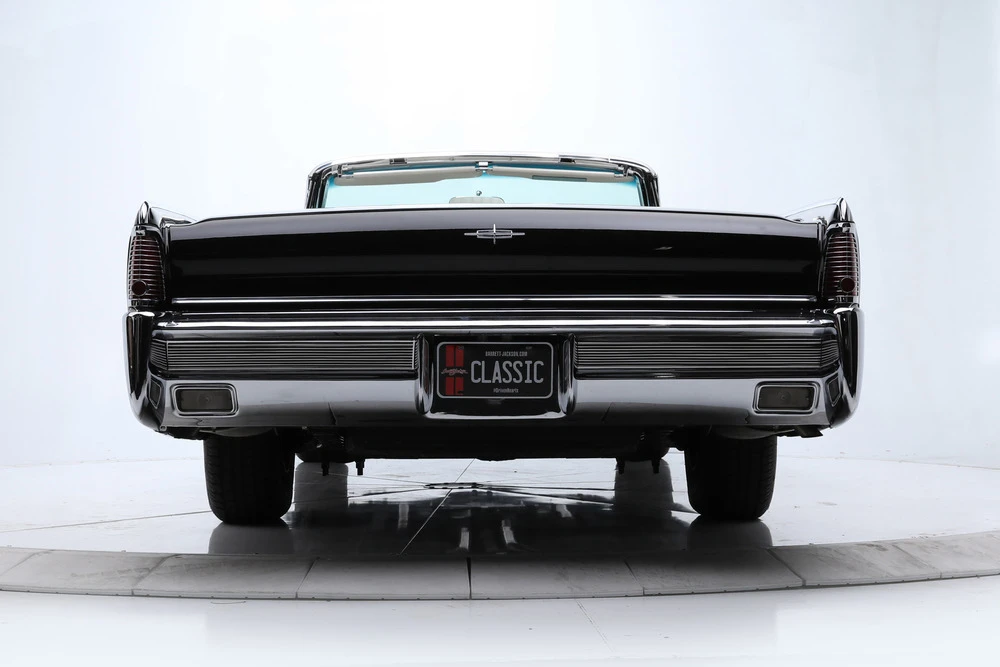 1965 Lincoln Continental 4th Gen - Image 15 of 16