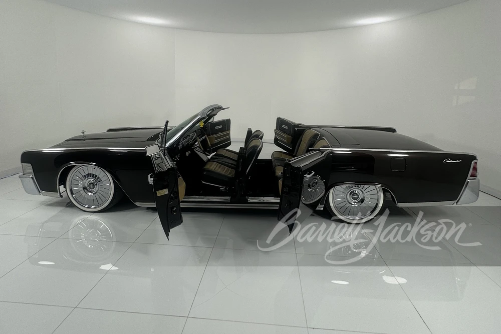 1965 Lincoln Continental 4th Gen - Image 5 of 31