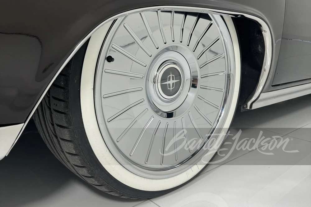1965 Lincoln Continental 4th Gen - Image 18 of 31