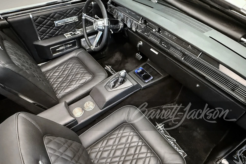 1965 Lincoln Continental 4th Gen - Image 4 of 31