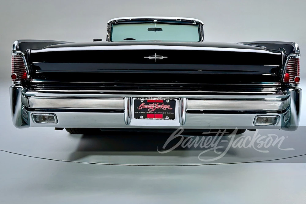 1965 Lincoln Continental 4th Gen - Image 23 of 31