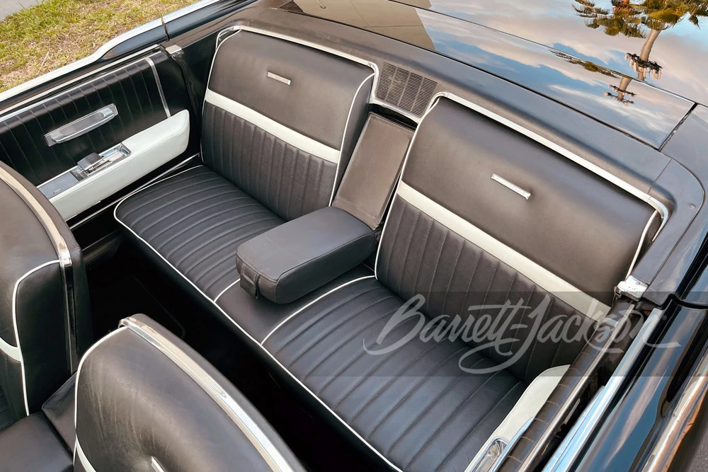 1965 Lincoln Continental 4th Gen - Image 5 of 9