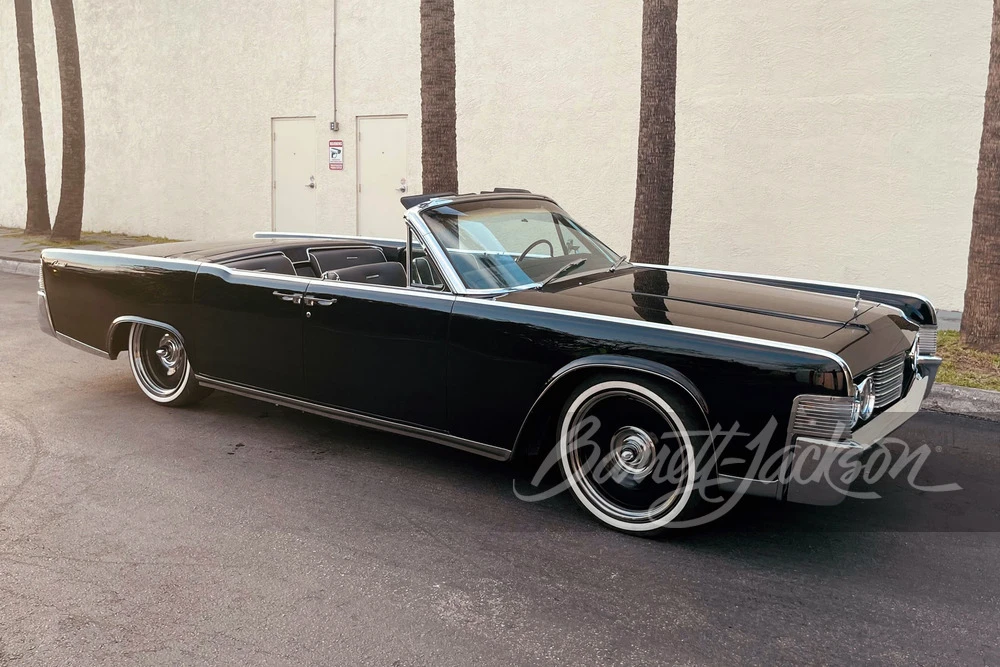 1965 Lincoln Continental 4th Gen - Image 7 of 9